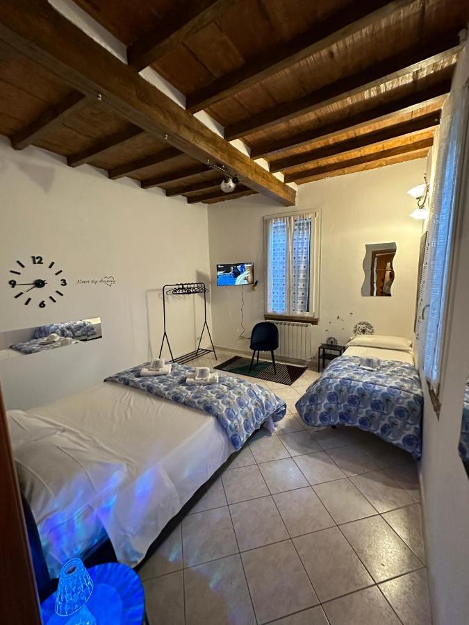 Aosta 3 Apartment Parma Bagian luar foto